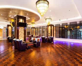 Zhongcheng Holiday Hotel - Hulunbuir - Лоббі