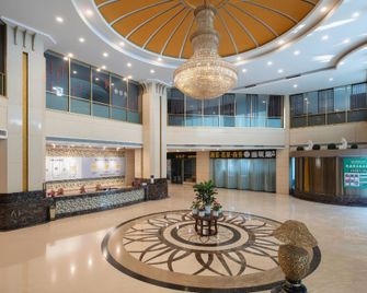 Horaton Hotel - צ'נגשה - לובי