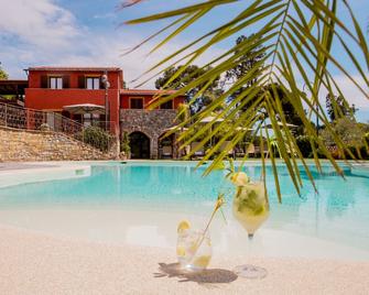 Leonardo Resort - Imperia - Piscina