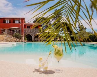 Leonardo Resort - Imperia - Piscina