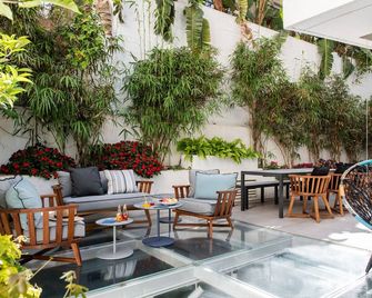 Ink Hotel Tel Aviv - Tel Aviv - Hàng hiên