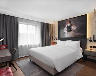 Radisson Red London Gatwick Airport - Crawley - Slaapkamer