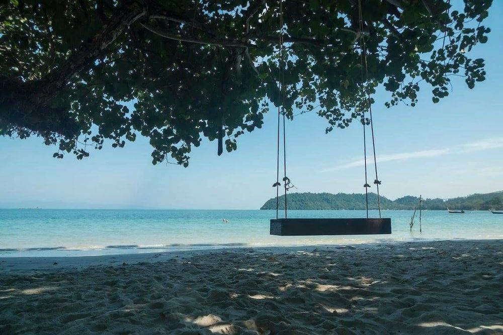 Phayam Cottage Resort