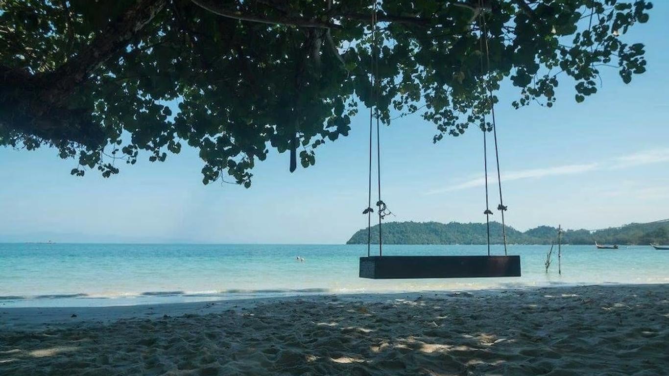 Phayam Cottage Resort