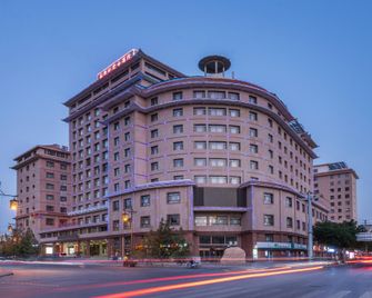 Dunhuang Silk Road Yiyuan Hotel - Jiuquan - Building