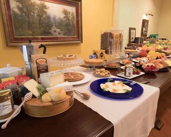 Residence Mugello Resort - Scarperia e San Piero - Buffet