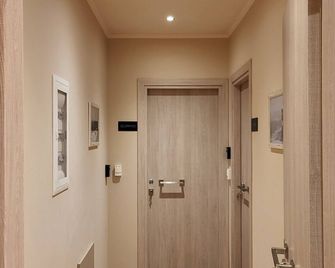 Bella Vita Boutique Hotel Lefkada - Ponti Agiou Petrou - Pasillo