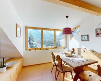 Brunaida - Pontresina - Eetruimte