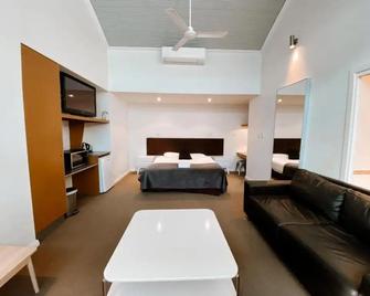 Elkamo Luxury Suites - Margaret River - Bedroom