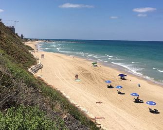 Azimut Hotel Medi Terre Netanya - Netanja - Strand