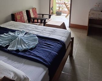 Mhontong Homestay - Ao Luek - Habitación