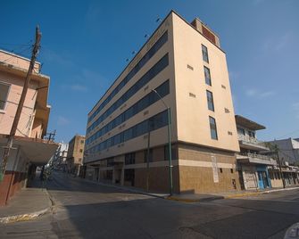 Hotel Impala De Tampico - Tampico - Rakennus