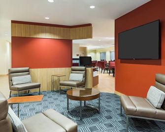 TownePlace Suites by Marriott Latham Albany Airport - Latham - Lounge