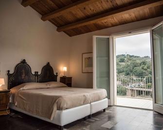 Hotel dell'Orologio - רגוזה - חדר שינה