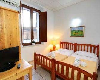 Hostel Marina - Cagliari - Habitación