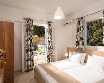 Castello Apartments - Stalida - Schlafzimmer