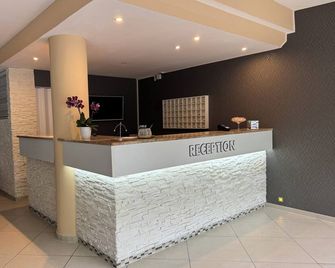 Skyline Hotel Hannover - Hannover - Receptie