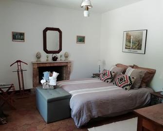 Swimming pool and tennis court: Charming 16th-century property with 2.8-hectare park - Barbirey-sur-Ouche - Habitación