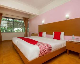 OYO 22575 Rain View Resort - Igatpuri - Спальня