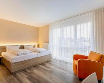 Hotel Goll Pforzheim-Niefern - Niefern-Öschelbronn - Bedroom