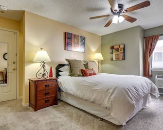 Half-Mi to Light Rail Greenwood Village Studio - Englewood - Habitación