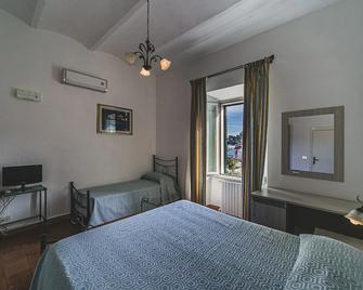 Hotel Alfiero - Porto Santo Stefano - Bedroom