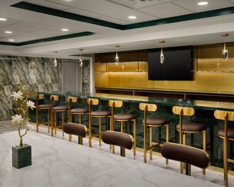 Holiday Inn Savannah S - I-95 Gateway By IHG - Savannah - Bar