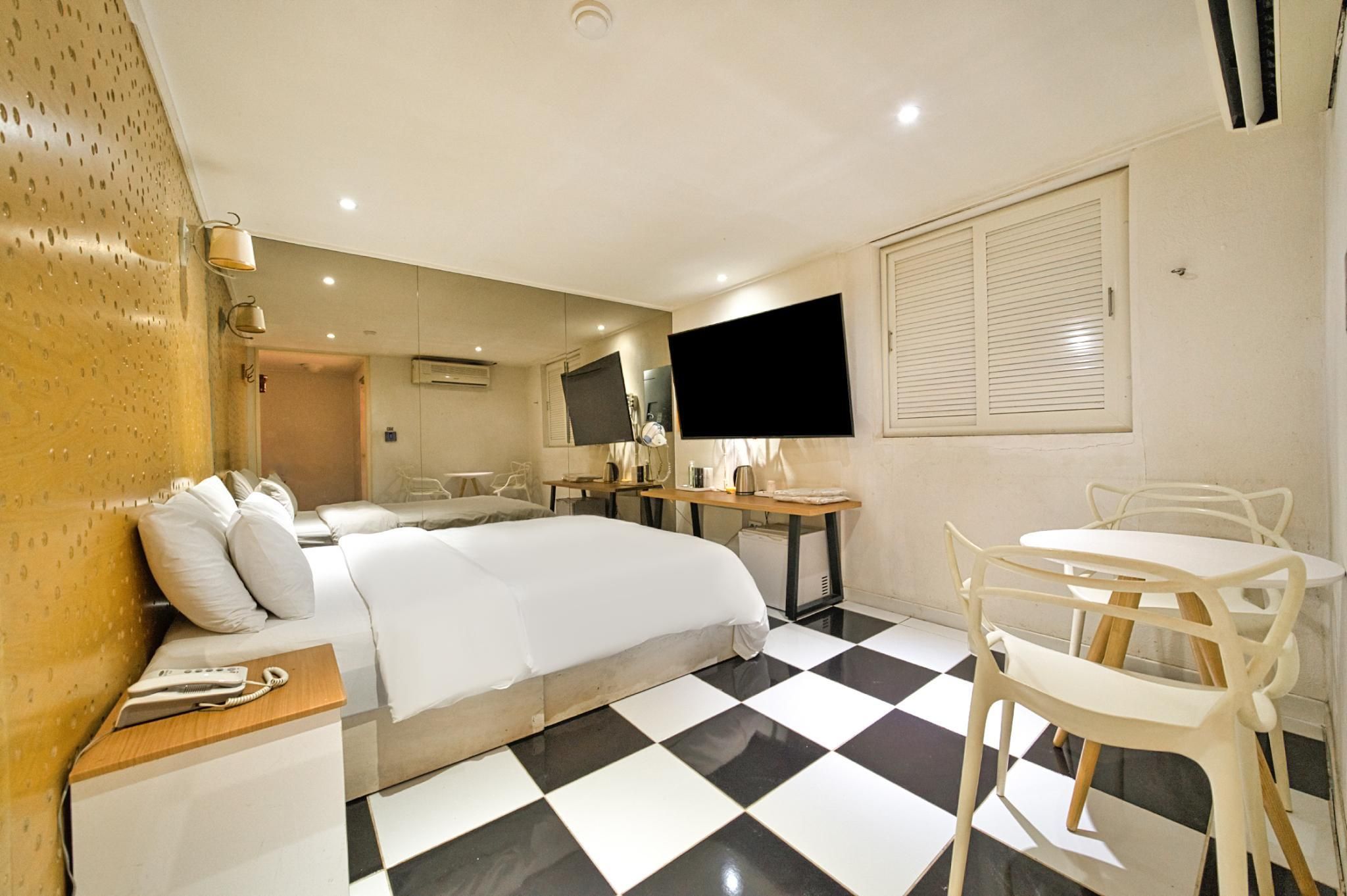 Sinchon Reem - סיאול - חדר שינה