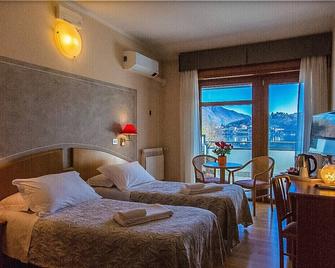 Hotel Chalet del Lago - Avigliana - Bedroom