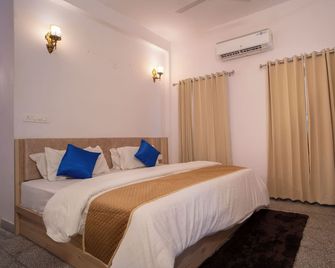 Devdarshan Hotel & Restaurant - Udaipur