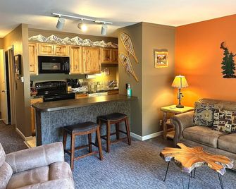 One Bedroom Condo Minutes From National Park, And Downtown Estes Park - Estes Park - Kitchen