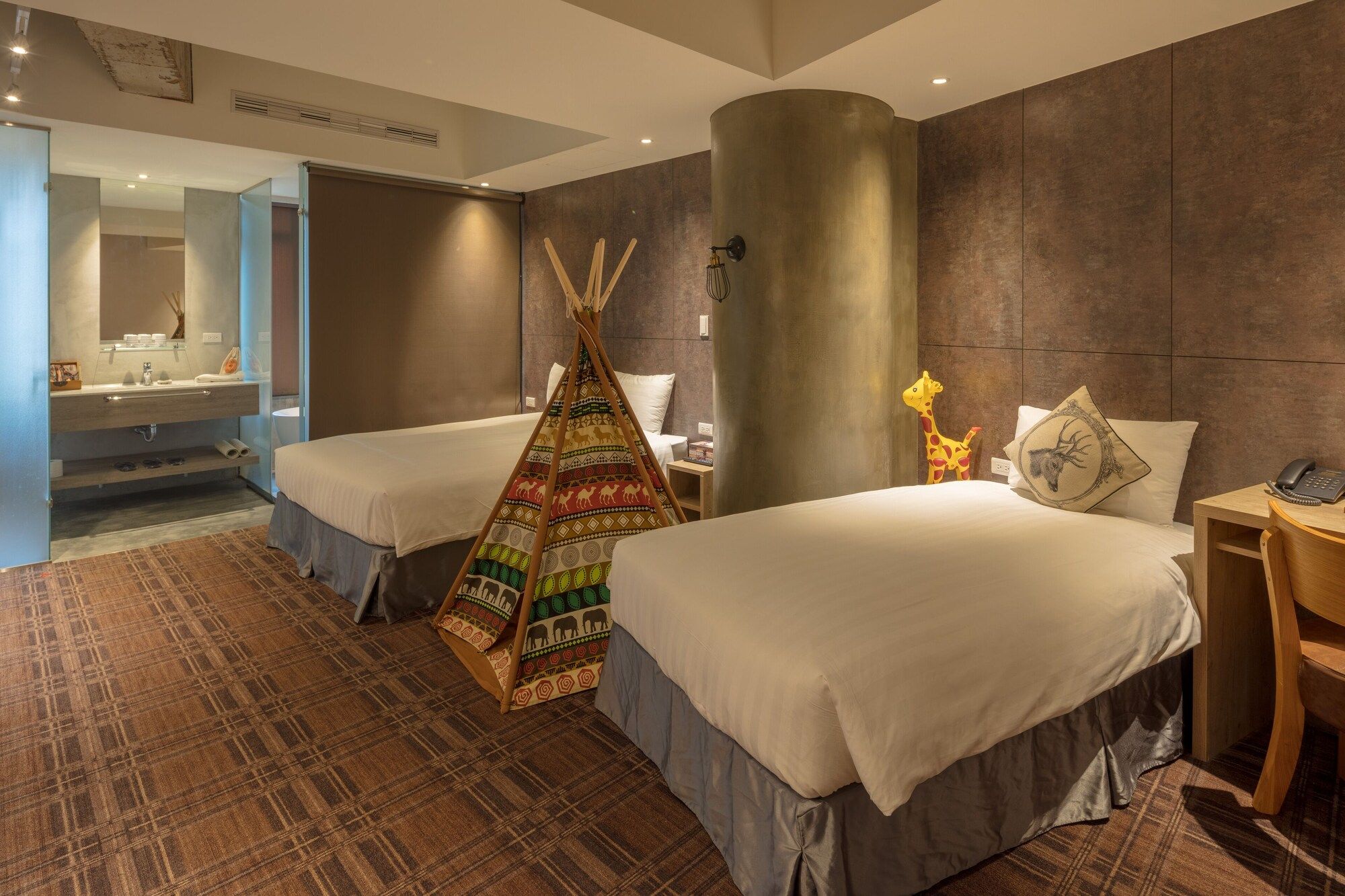 Roaders Hotel Zhonghua - Taipei City
