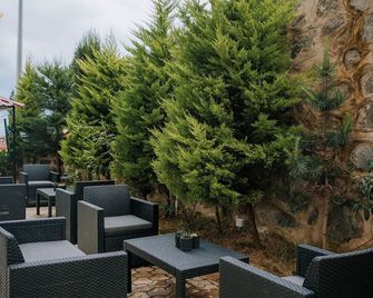 Umut Apartments - Trabzon - Patio