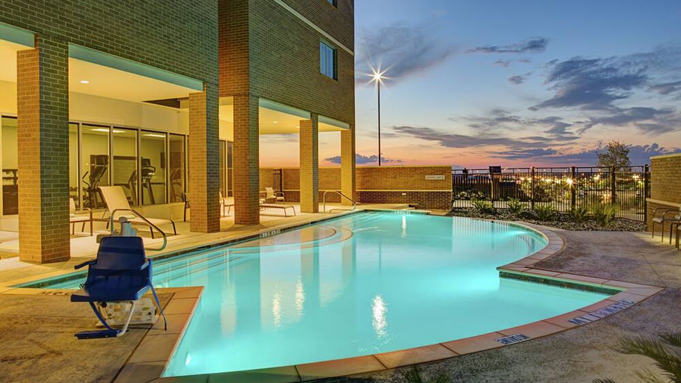 코트야드 바이 메리어트 댈러스 캐롤턴