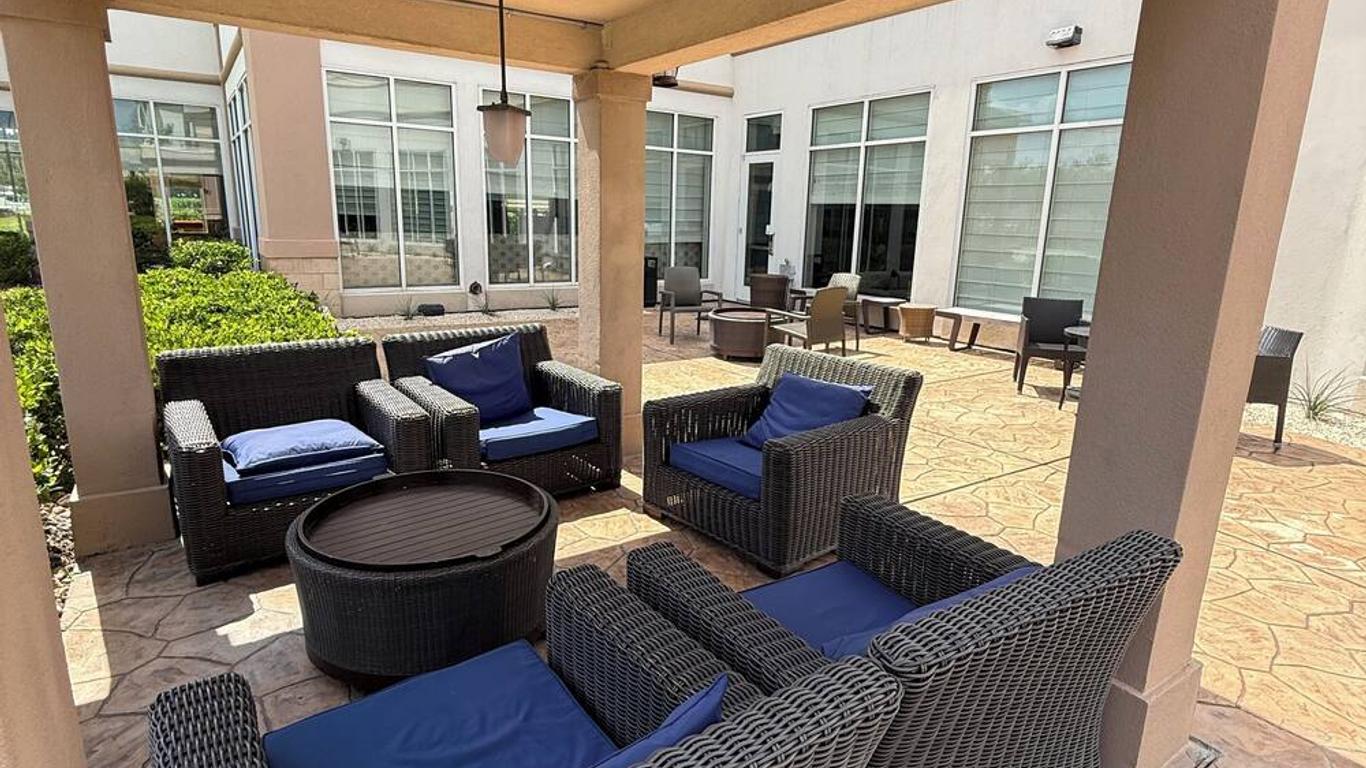 Kozy Hotel Houston North