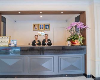 Le President Hotel - Nom Pen - Recepción