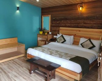 Jharipani Castle - Mussoorie - Bedroom