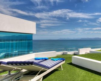 Sea Star Cliff - De Kelders