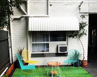 Hello Adelaide Motel And Apartments - Frewville - Patio