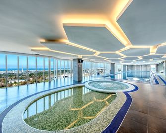 Hotel Sirius - Jeju - Zwembad