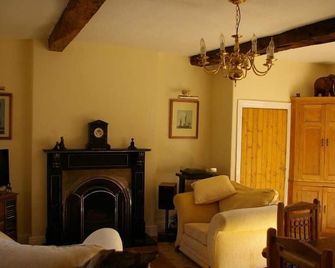 The Grange - Normanton - Wohnzimmer
