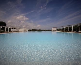 Casale del Murgese Country Resort - Savelletri - Pool