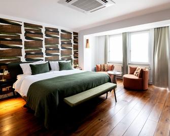 Hotel 'T Sandt - Antwerp - Bedroom