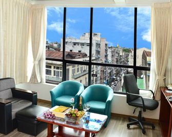 Hotel Grand United (Chinatown) - Rangun - Schlafzimmer