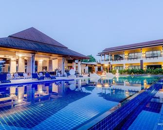 Naraya Riverside Resort - Surat Thani - Piscina