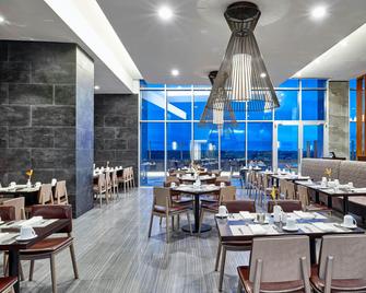 ماريوت سانتا كروز دي لا سييرا هوتل - سانتا كروز - مطعم