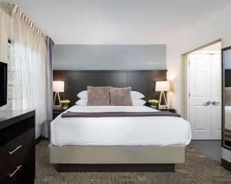 Staybridge Suites Chantilly Dulles Airport By IHG - Chantilly - Slaapkamer