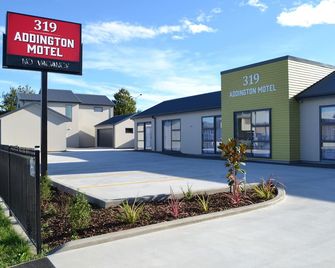 319 Addington Motel - כרייסטצ'רץ' - בניין