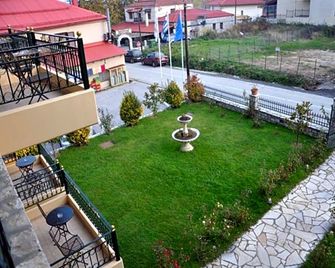 Megdovas Hotel - Kalivia