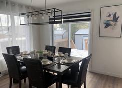 Luxueuse Villa, Unique en ville - Drummondville - Dining room